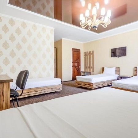 Kausar Hotel 比什凯克 外观 照片