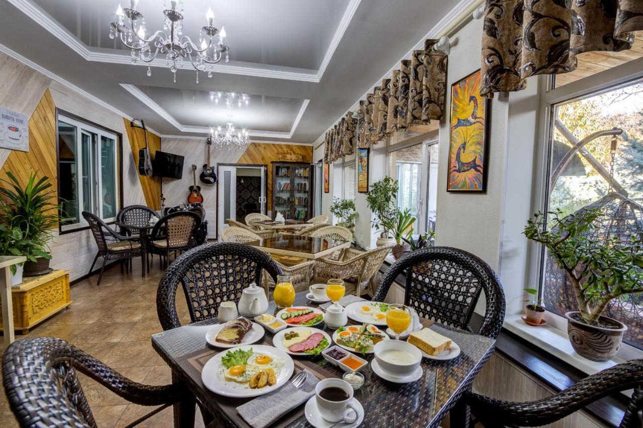 Kausar Hotel 比什凯克 外观 照片