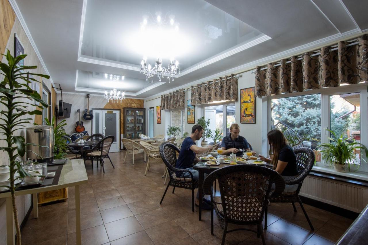 Kausar Hotel 比什凯克 外观 照片