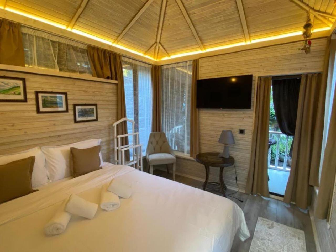 Kausar Hotel 比什凯克 外观 照片