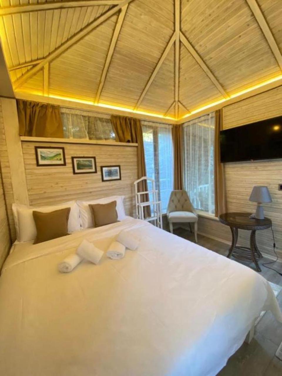 Kausar Hotel 比什凯克 外观 照片