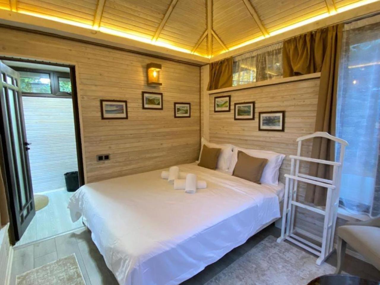 Kausar Hotel 比什凯克 外观 照片