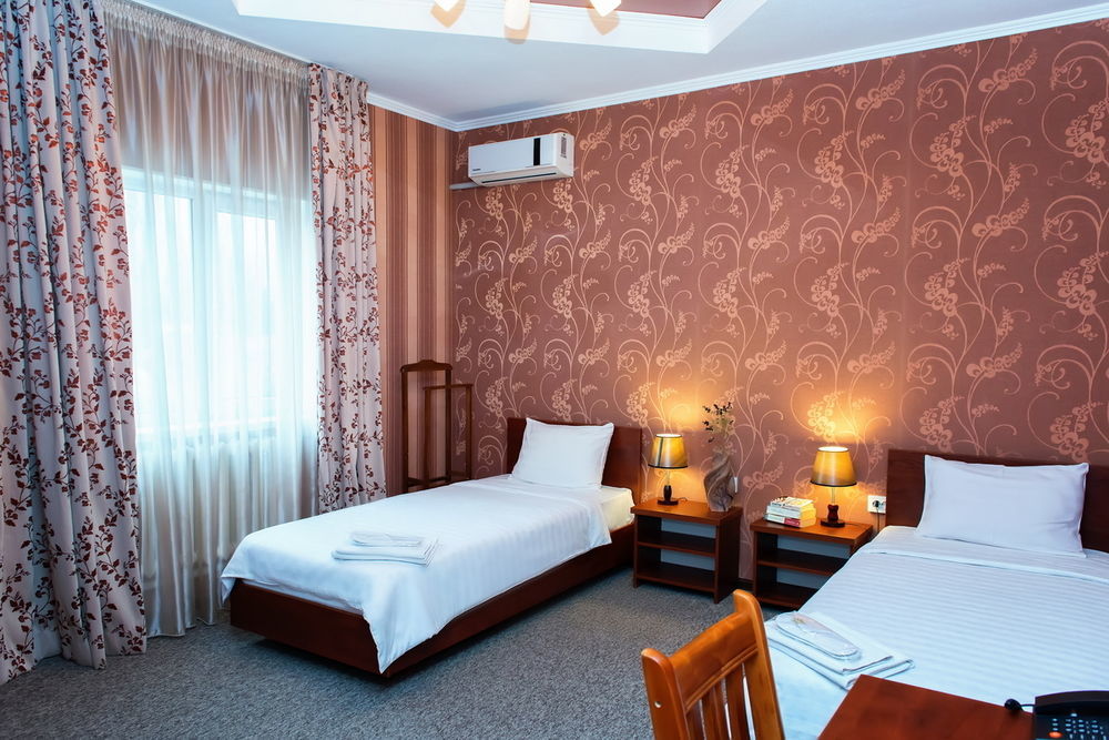 Kausar Hotel 比什凯克 外观 照片