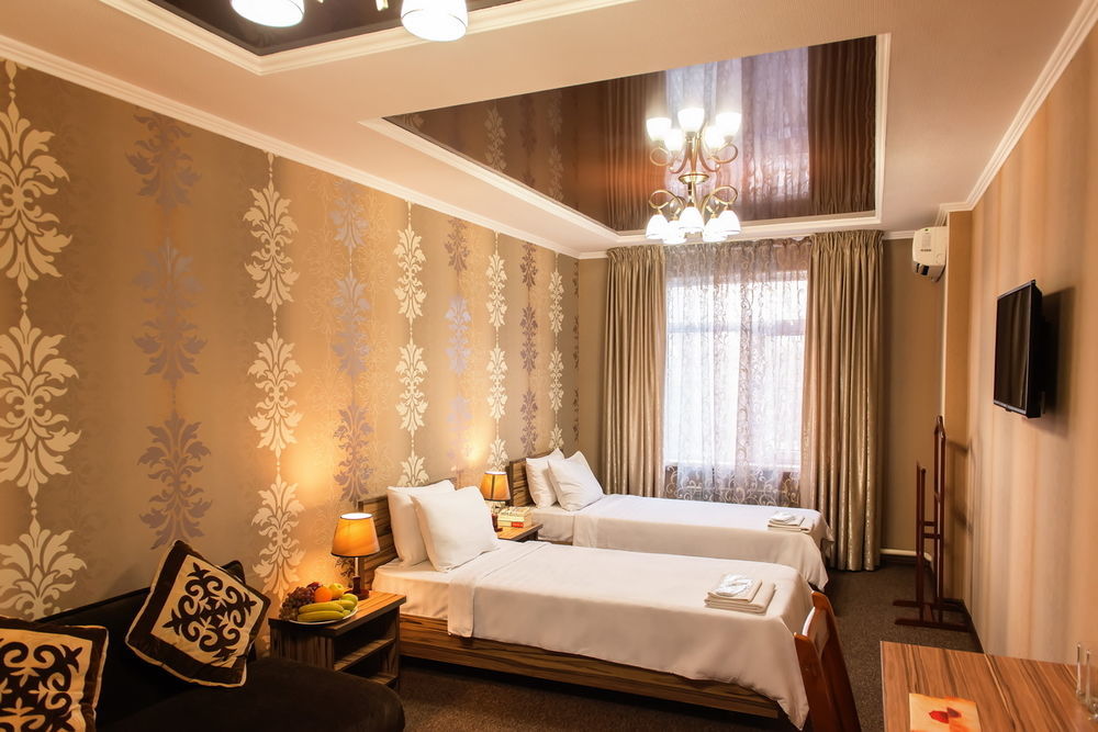 Kausar Hotel 比什凯克 外观 照片
